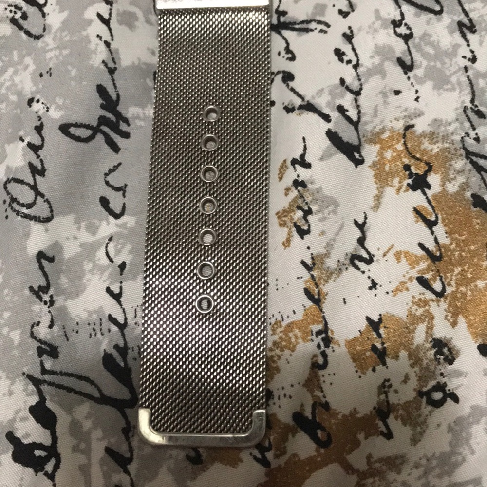 Dkny Watch Silver Solid Stainless Watch. - image 6